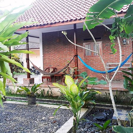 Ragha Homestay Batukaras Εξωτερικό φωτογραφία