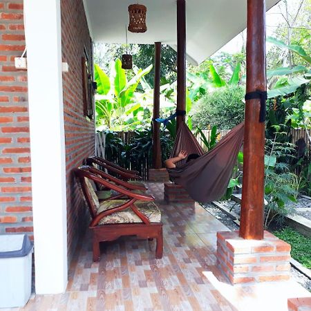 Ragha Homestay Batukaras Εξωτερικό φωτογραφία