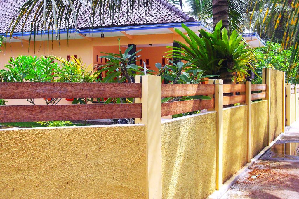 Ragha Homestay Batukaras Εξωτερικό φωτογραφία